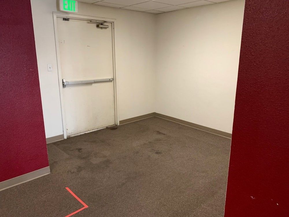 3334 S Mooney Blvd, Visalia, CA 93277